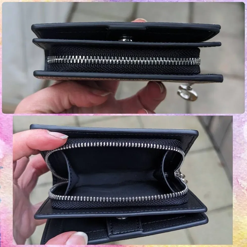 Coach X Peanuts Snap Wallet In Signature Canvas With Snoopy Print - Picture 5 of 7